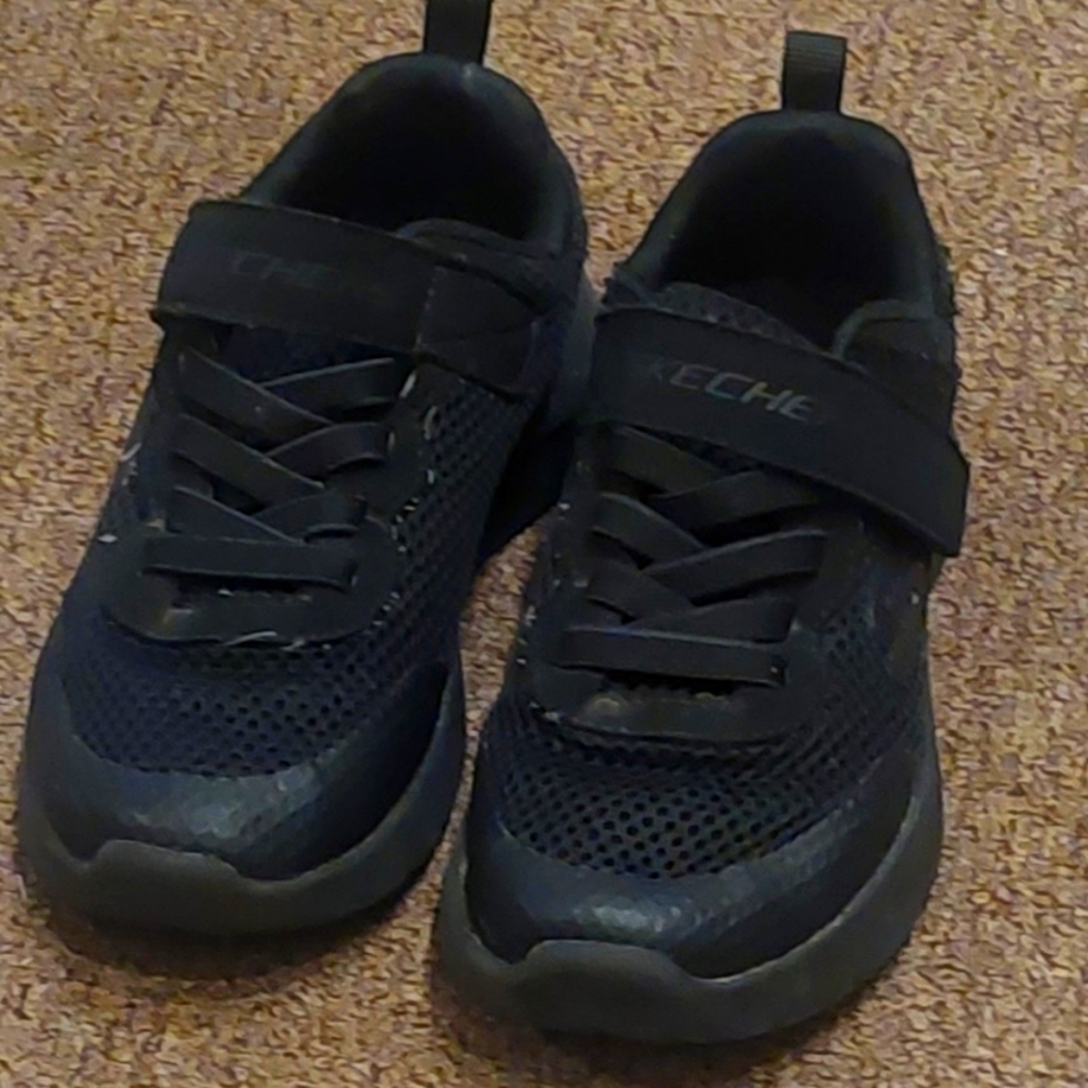 Youth boys Black Skechers size 13 tennis shoes